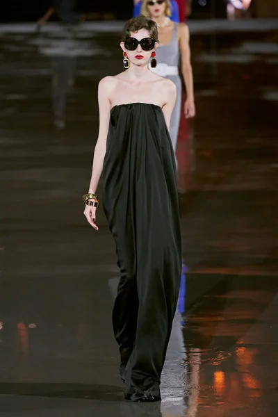 Look 49